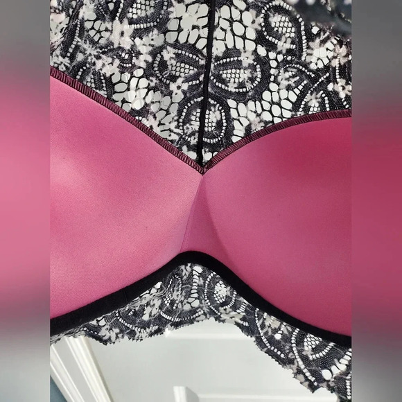 NWOT Victoria's Secret Pink pushup bralette - Picture 6 of 9